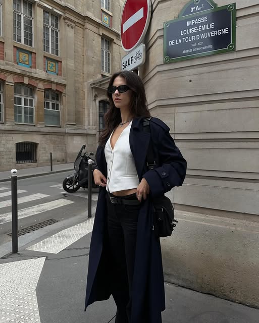 paris never disappoints :,)
1. walking around with @peterhfisher 
2. gloomy nights & lightning storms 
3. il camino for 